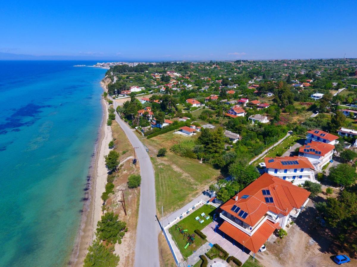 Hotel Paraktio Nea Kallikrateia Exterior foto